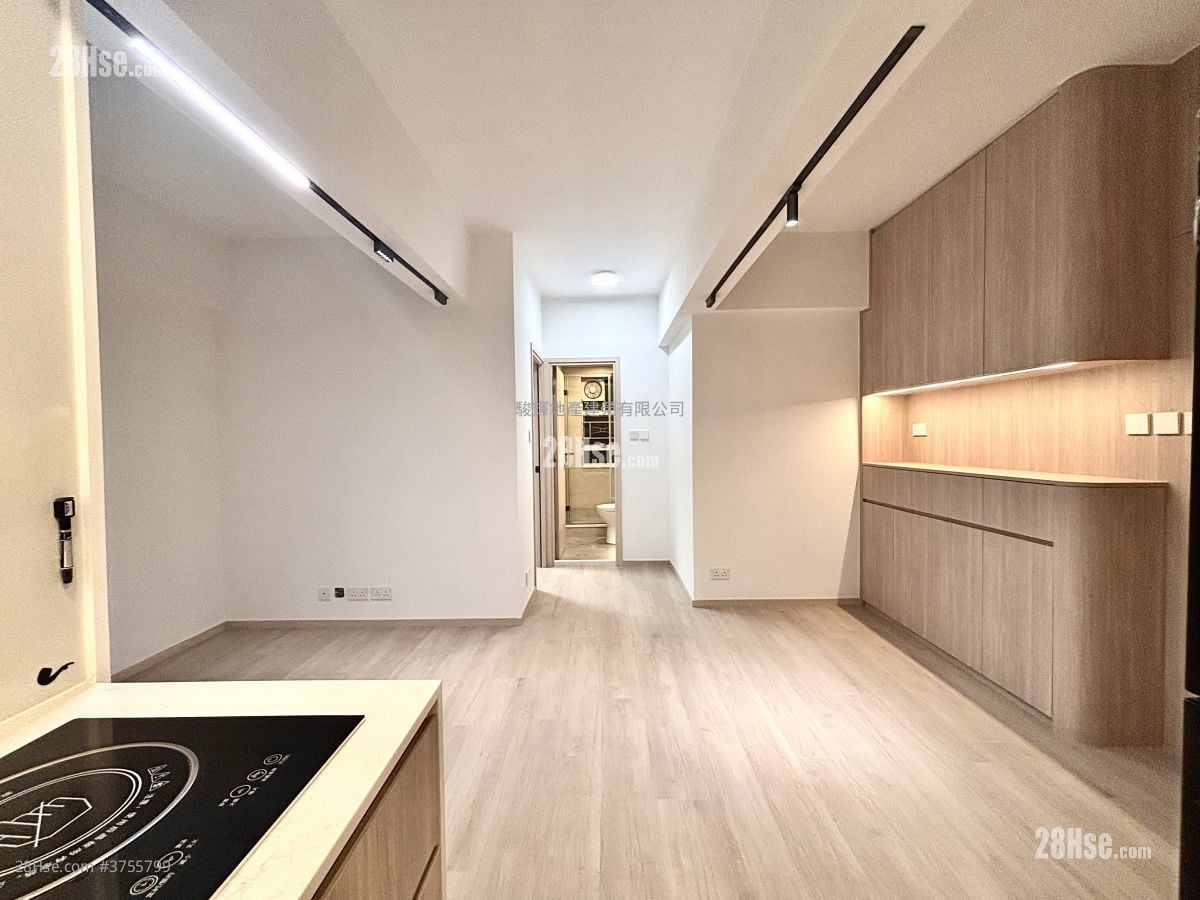 Wai On Building Sell 1 Bedroom , 1 Bathroom 374 ft²