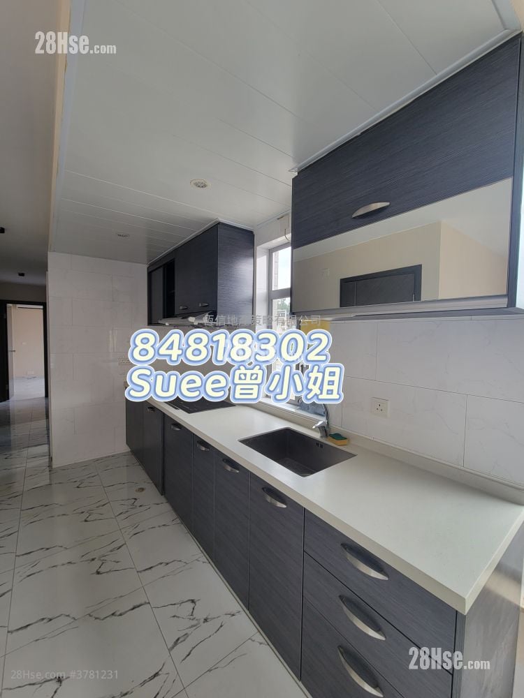 村屋 租盘 3 房 , 2 浴室 630 平方尺