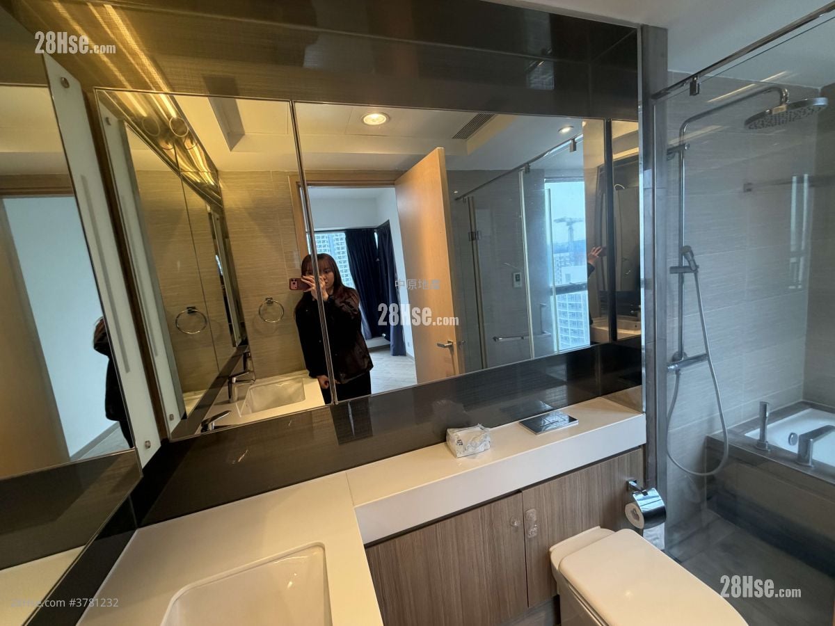 The Visionary Rental 4 Bedrooms , 3 Bathrooms 1,377 ft²