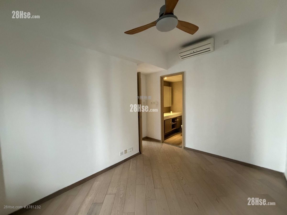 The Visionary Rental 4 Bedrooms , 3 Bathrooms 1,377 ft²