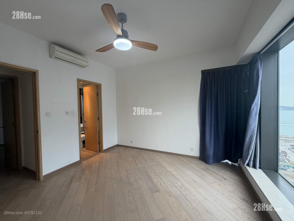 The Visionary Rental 4 Bedrooms , 3 Bathrooms 1,377 ft²