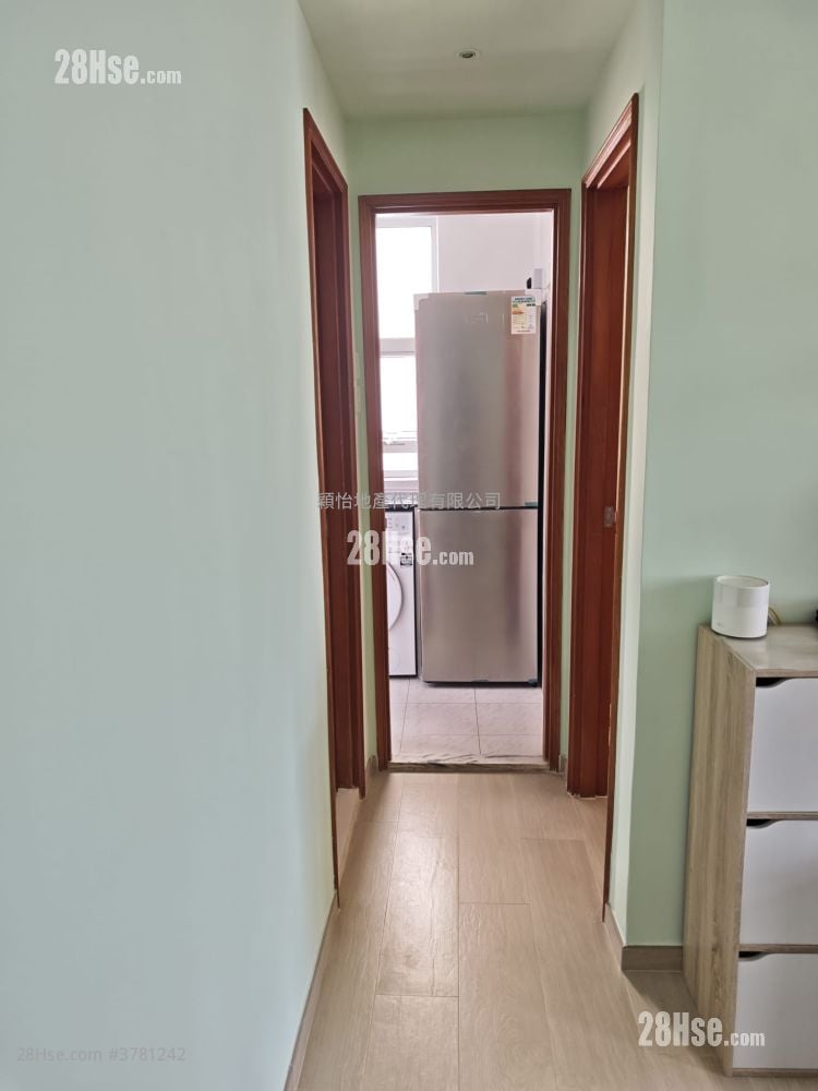 Sai Wan Building Sell 1 Bedroom 268 ft²