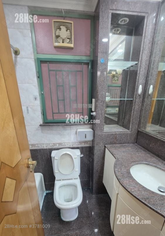 Botania Villa Sell 2 Bedrooms 509 ft²