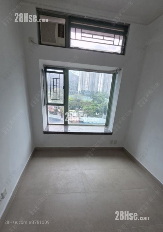 Botania Villa Sell 2 Bedrooms 509 ft²