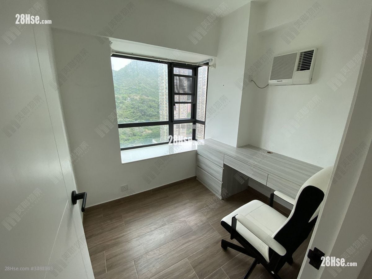 屯门市广场 售盘 2 房 325 平方尺