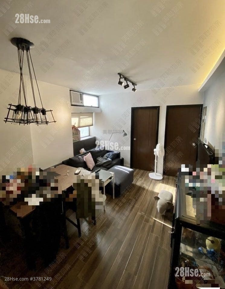 Tai Hing Gardens Sell 2 Bedrooms 419 ft²