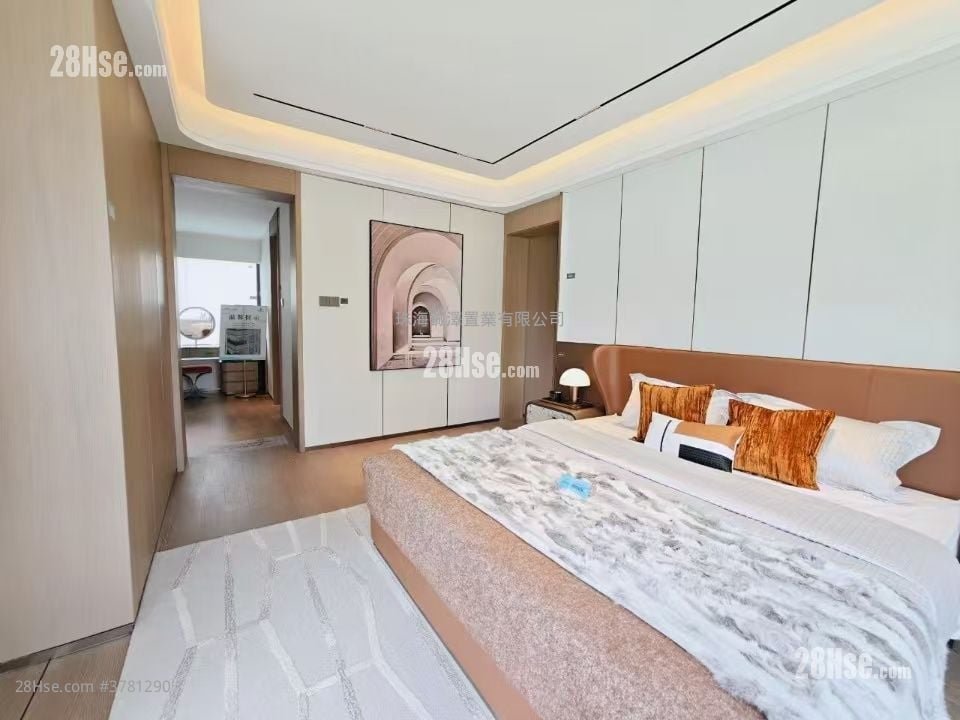 锦绣国际花城 售盘 4 房 , 2 浴室 940 平方尺