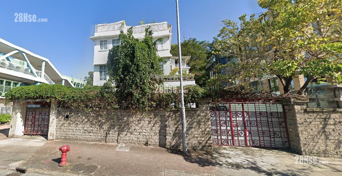 148 Waterloo Road Sell 5+ Bedrooms , 5+ Bathrooms 4,622 ft²