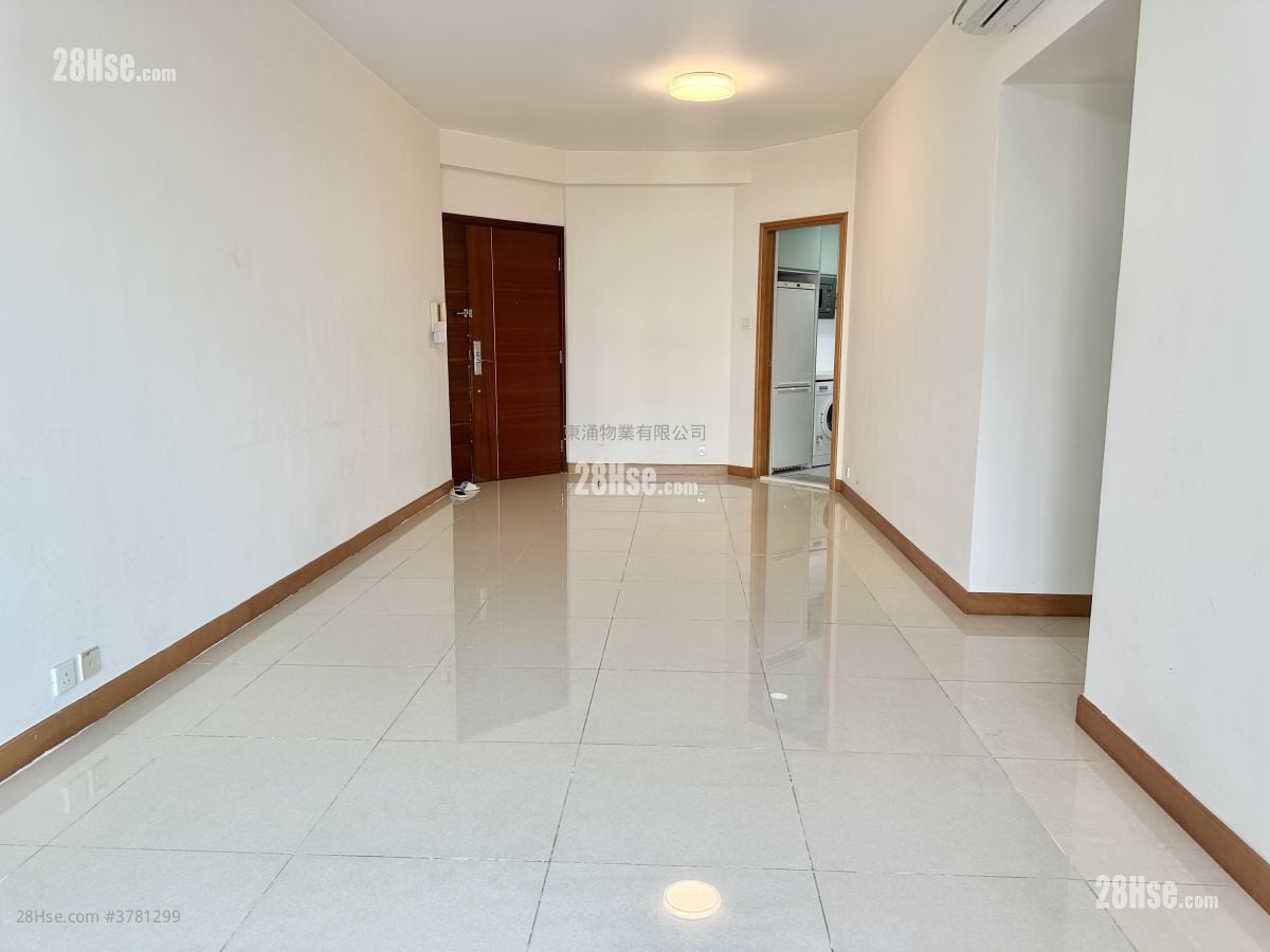 Coastal Skyline Rental 3 Bedrooms , 2 Bathrooms 883 ft²