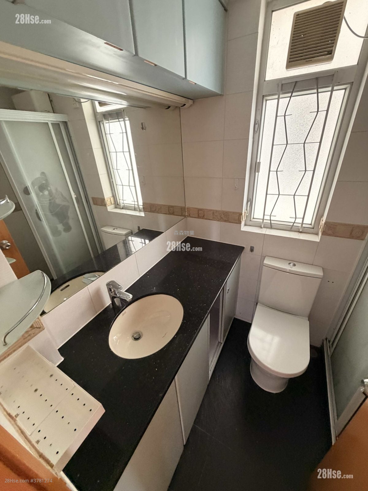 Nan Fung Sun Chuen Rental 2 Bedrooms , 1 Bathroom 391 ft²