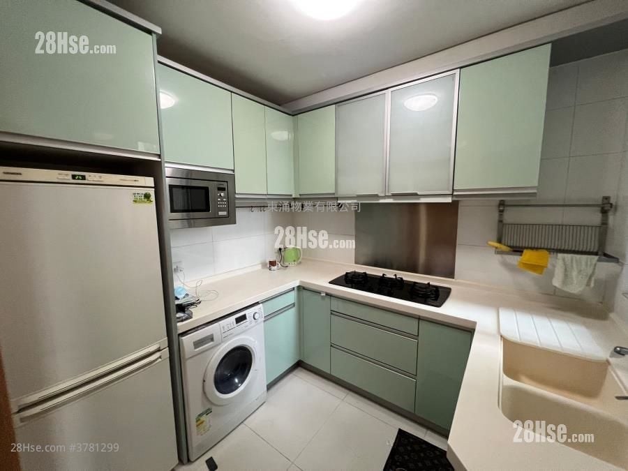 Coastal Skyline Rental 3 Bedrooms , 2 Bathrooms 883 ft²