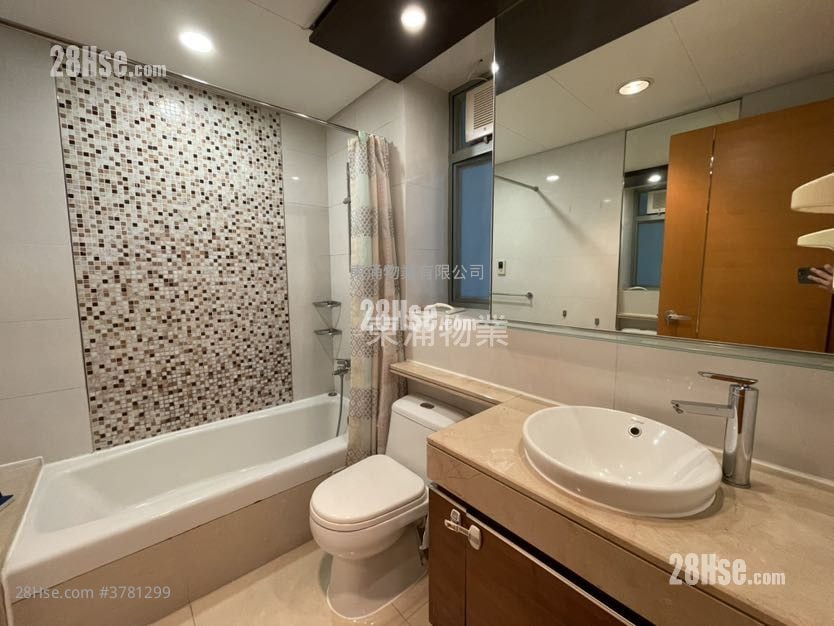 Coastal Skyline Rental 3 Bedrooms , 2 Bathrooms 883 ft²