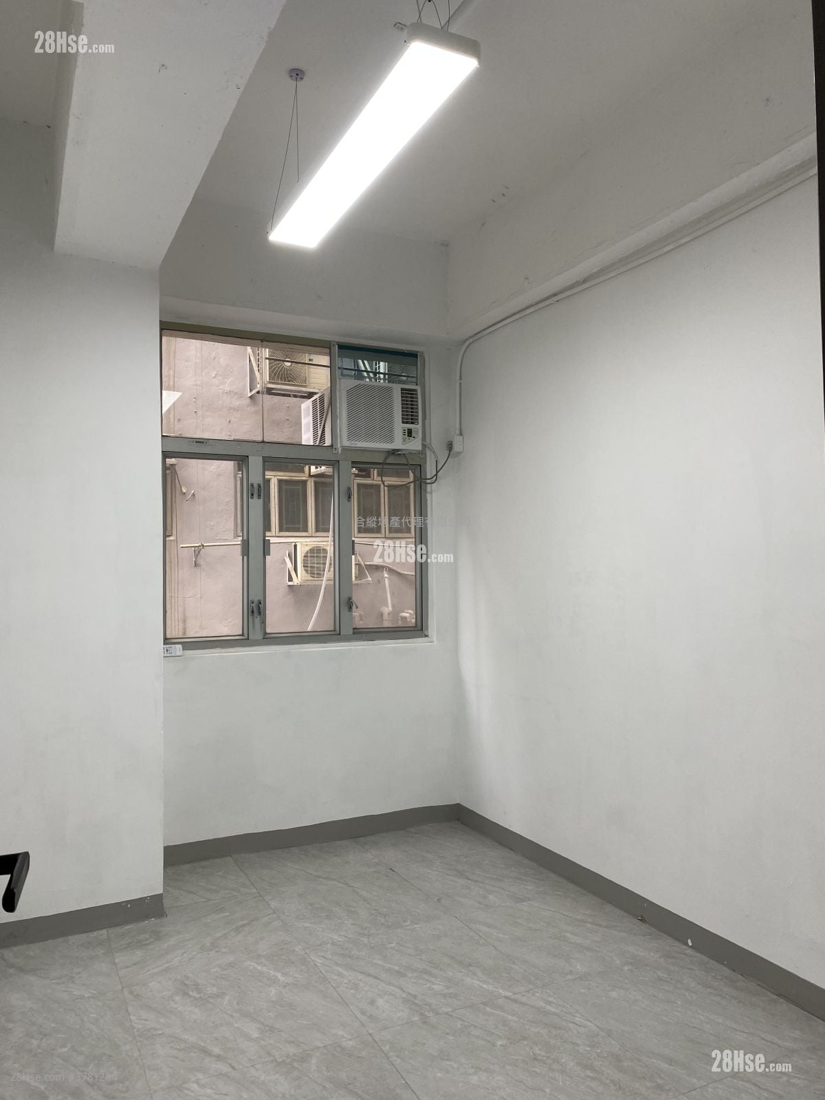 Gee Lok Industrial Building Rental 100 ft²