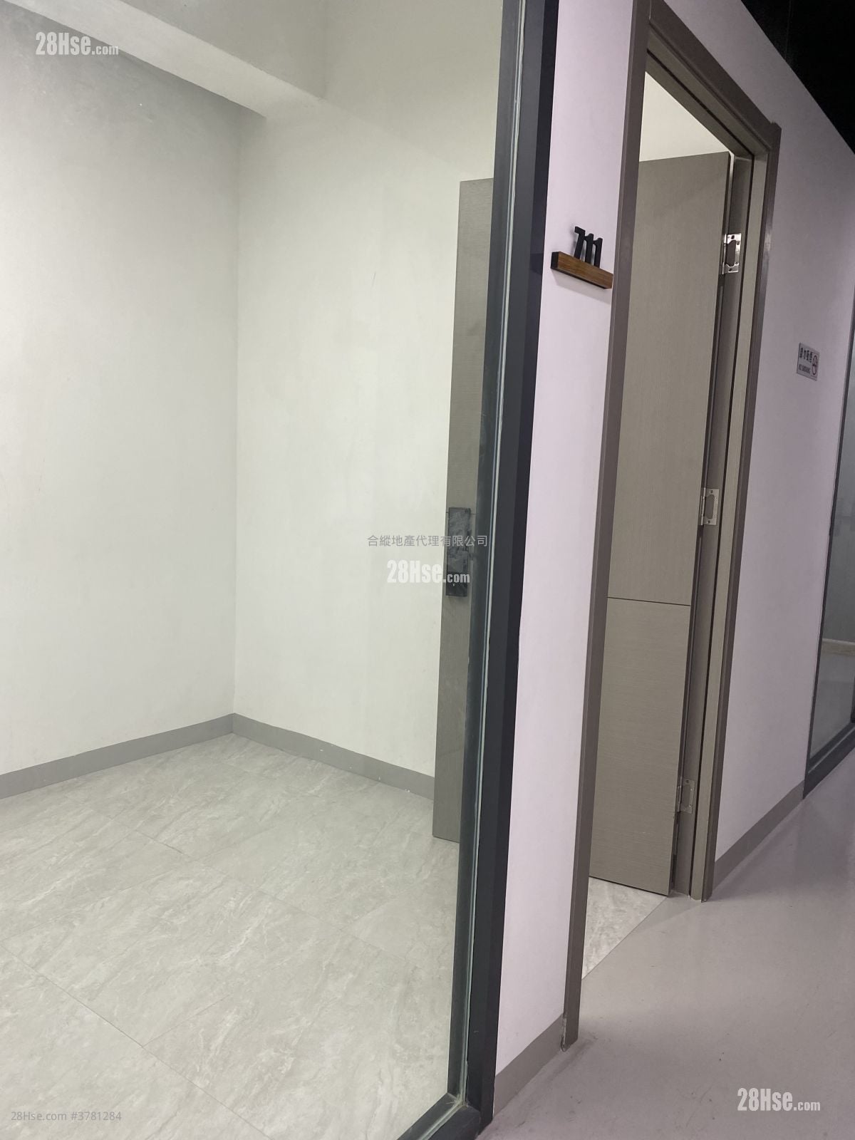 Gee Lok Industrial Building Rental 100 ft²