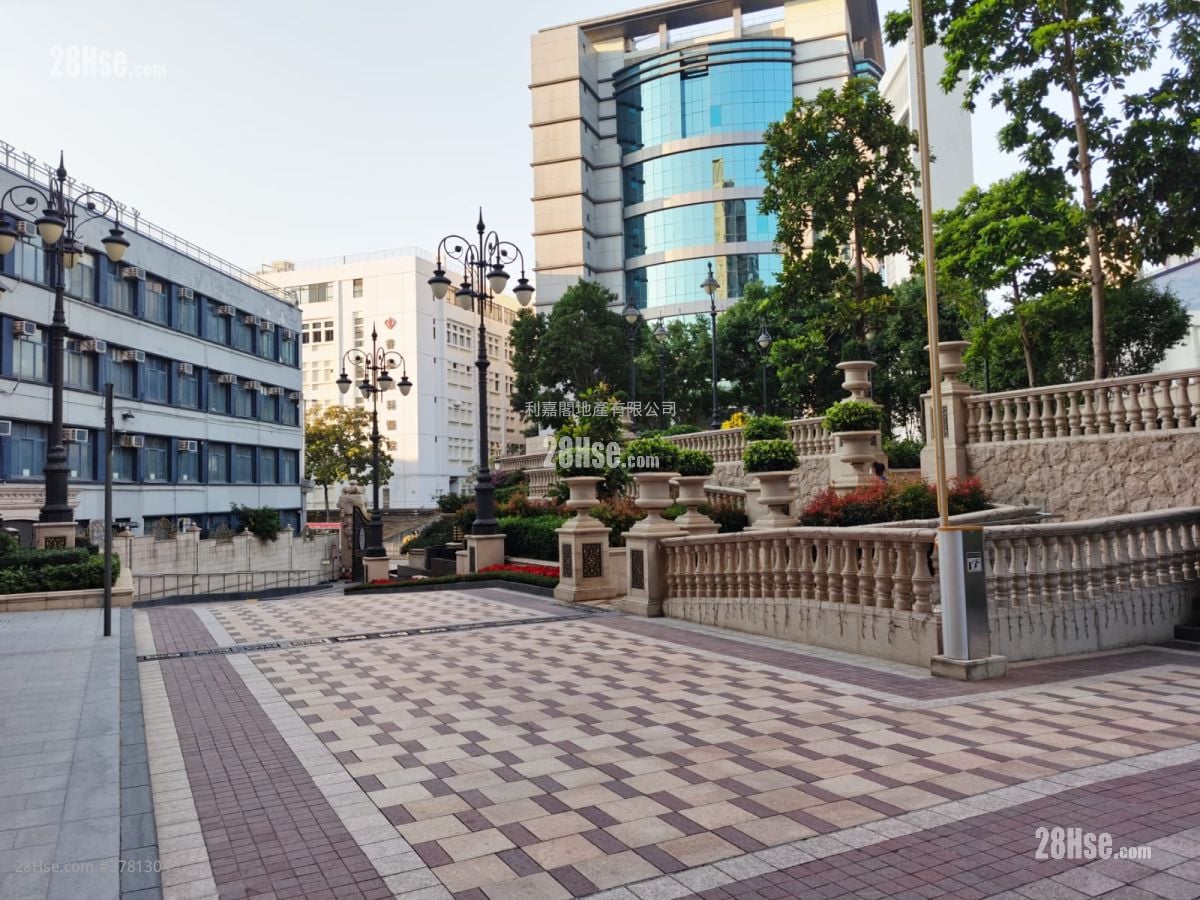 The Zumurud Sell 4 Bedrooms , 3 Bathrooms 1,577 ft²