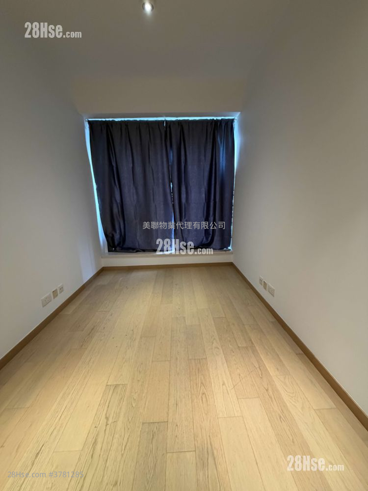 The Visionary Sell 4 Bedrooms 1,975 ft²