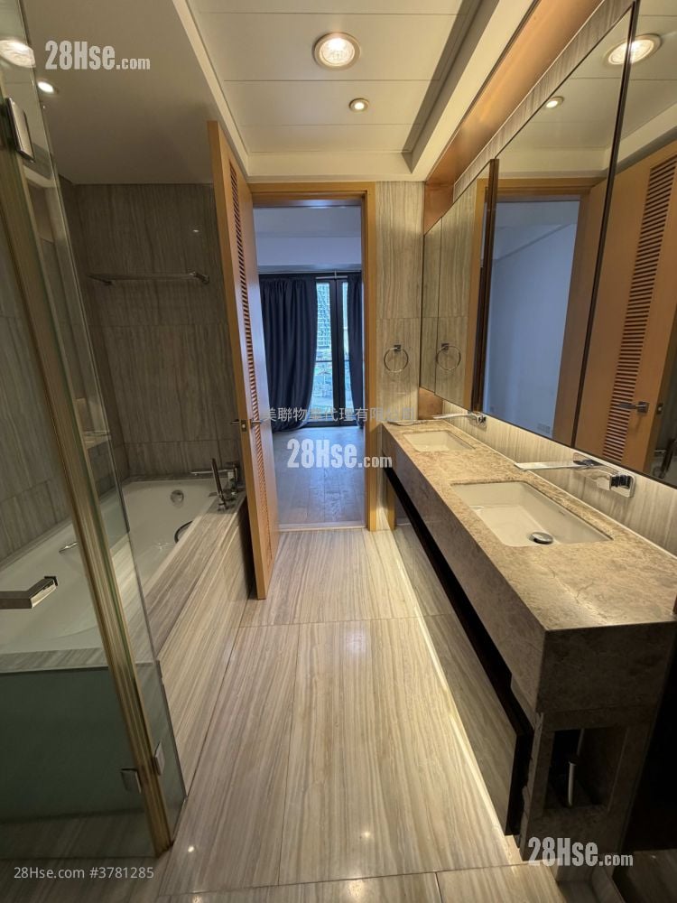 The Visionary Sell 4 Bedrooms 1,975 ft²