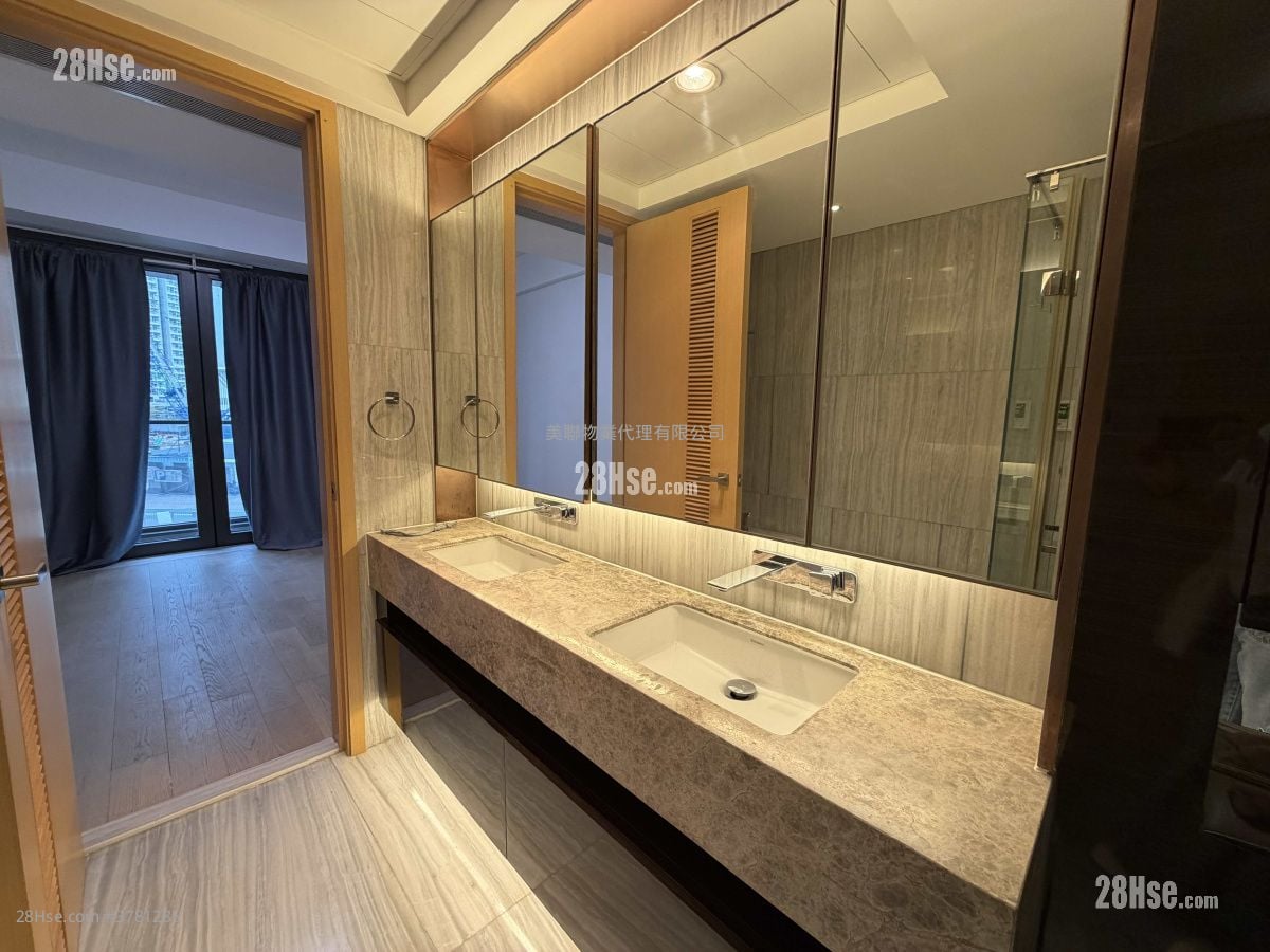 The Visionary Sell 4 Bedrooms 1,975 ft²