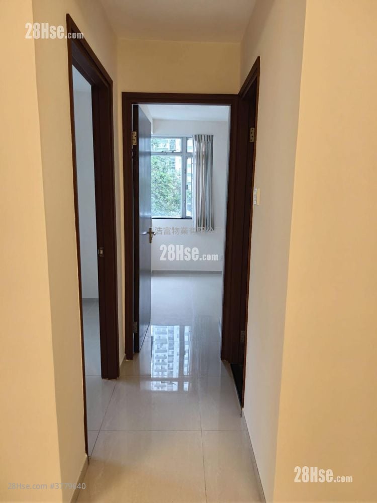 南丰新邨 售盘 2 房 , 1 浴室 391 平方尺