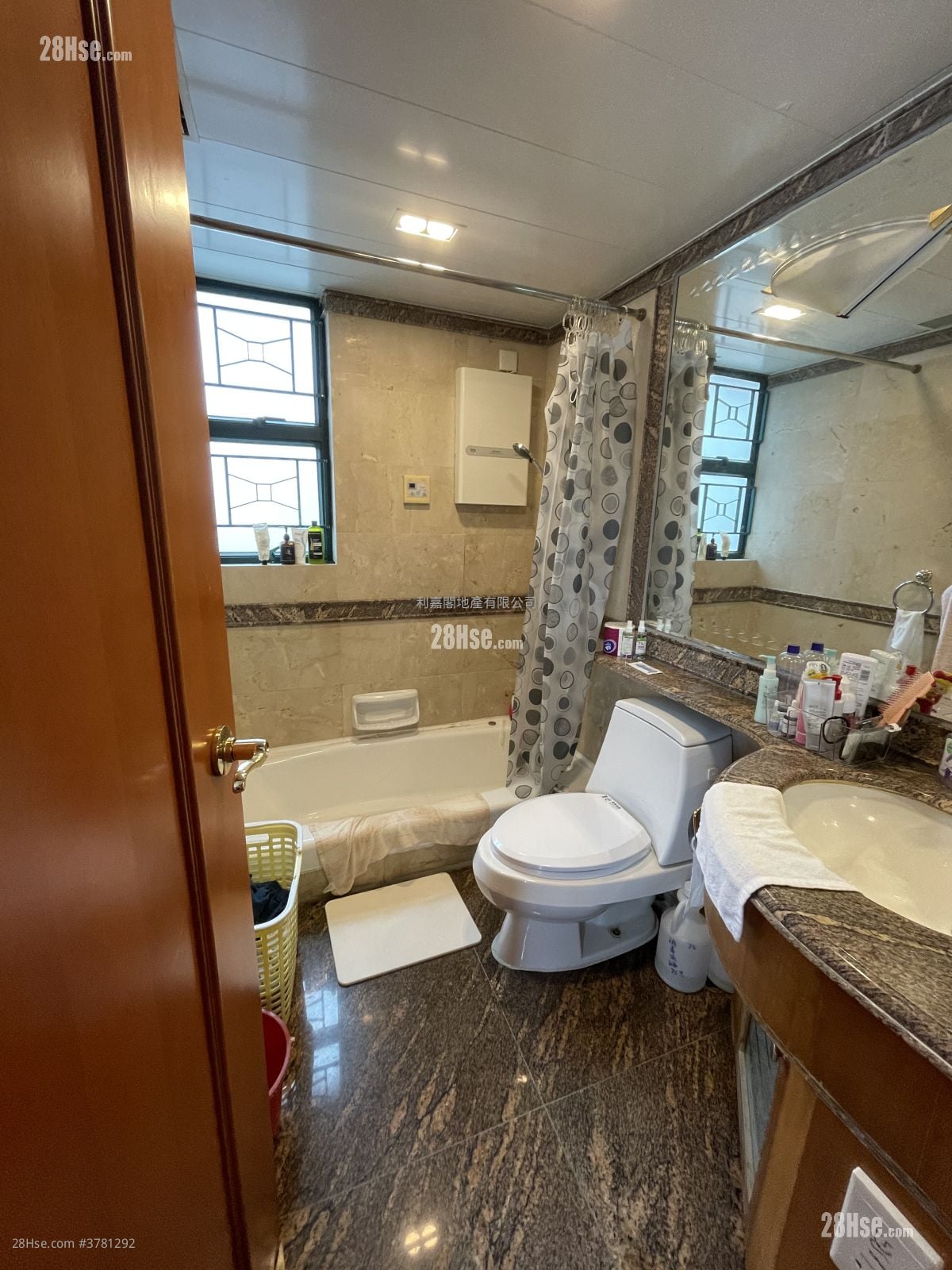 灏景湾 售盘 3 房 , 2 浴室 831 平方尺