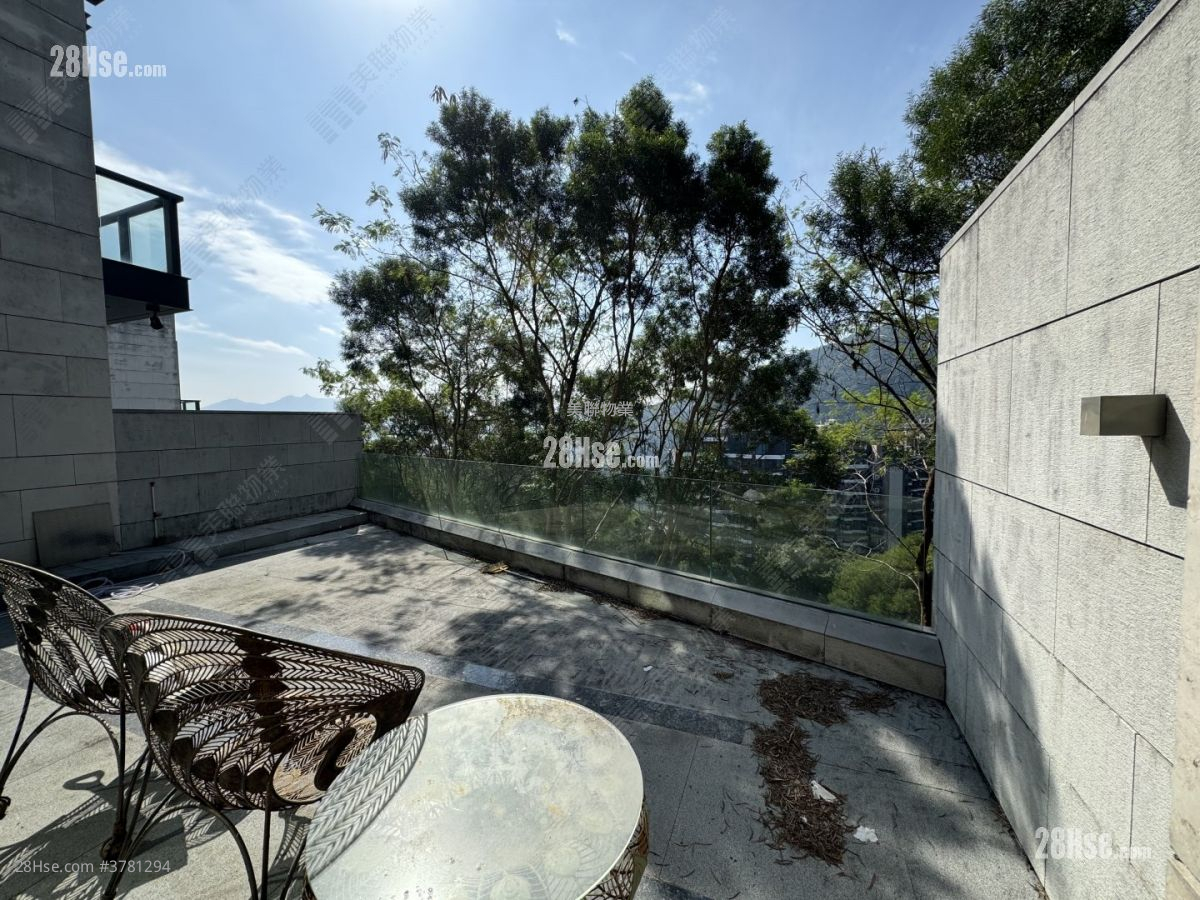 Kau To Highland Sell 3 Bedrooms , 4 Bathrooms 2,702 ft²