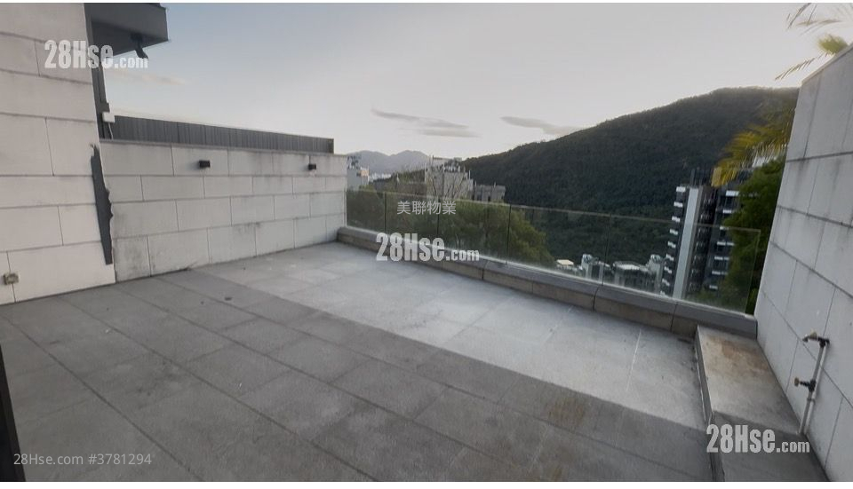 Kau To Highland Sell 3 Bedrooms , 4 Bathrooms 2,702 ft²