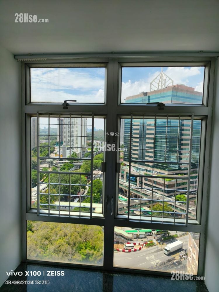 Sheung Shui Centre Rental 2 Bedrooms , 1 Bathroom 351 ft²