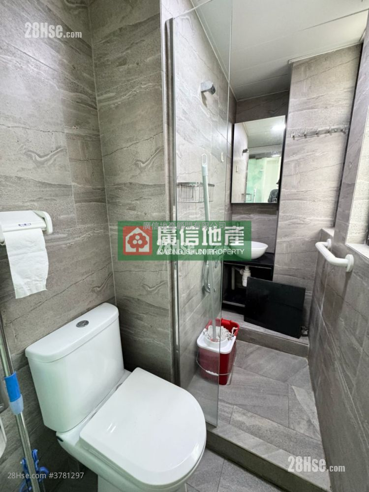 Kam Tong Building Rental 3 Bedrooms , 2 Bathrooms 515 ft²