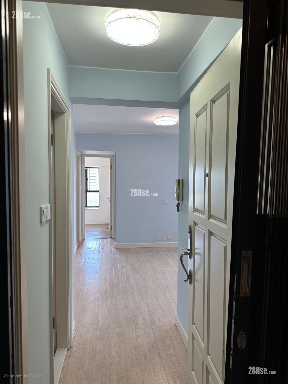 Sun Yuen Long Centre Rental 2 Bedrooms , 1 Bathroom 466 ft²