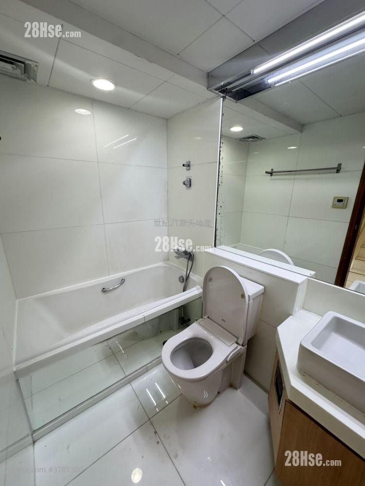 The Beverly Hills Rental 5+ Bedrooms , 2 Bathrooms 1,606 ft²