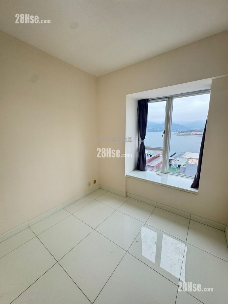 The Beverly Hills Rental 5+ Bedrooms , 2 Bathrooms 1,606 ft²