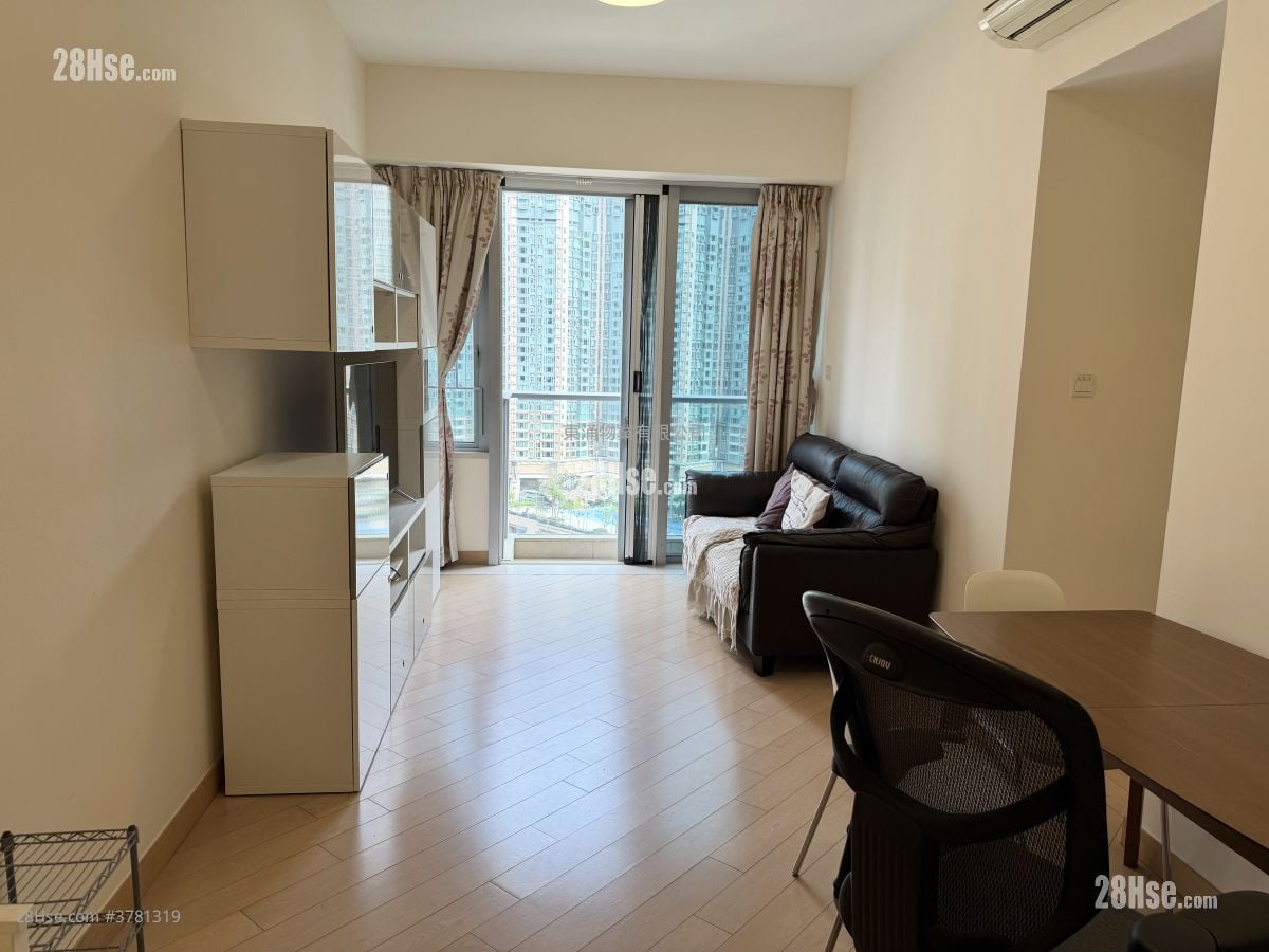 Century Link Rental 3 Bedrooms , 2 Bathrooms 645 ft²