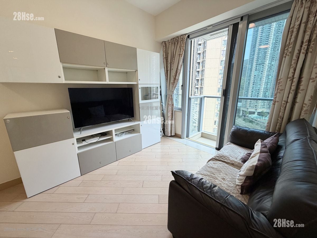 Century Link Rental 3 Bedrooms , 2 Bathrooms 645 ft²