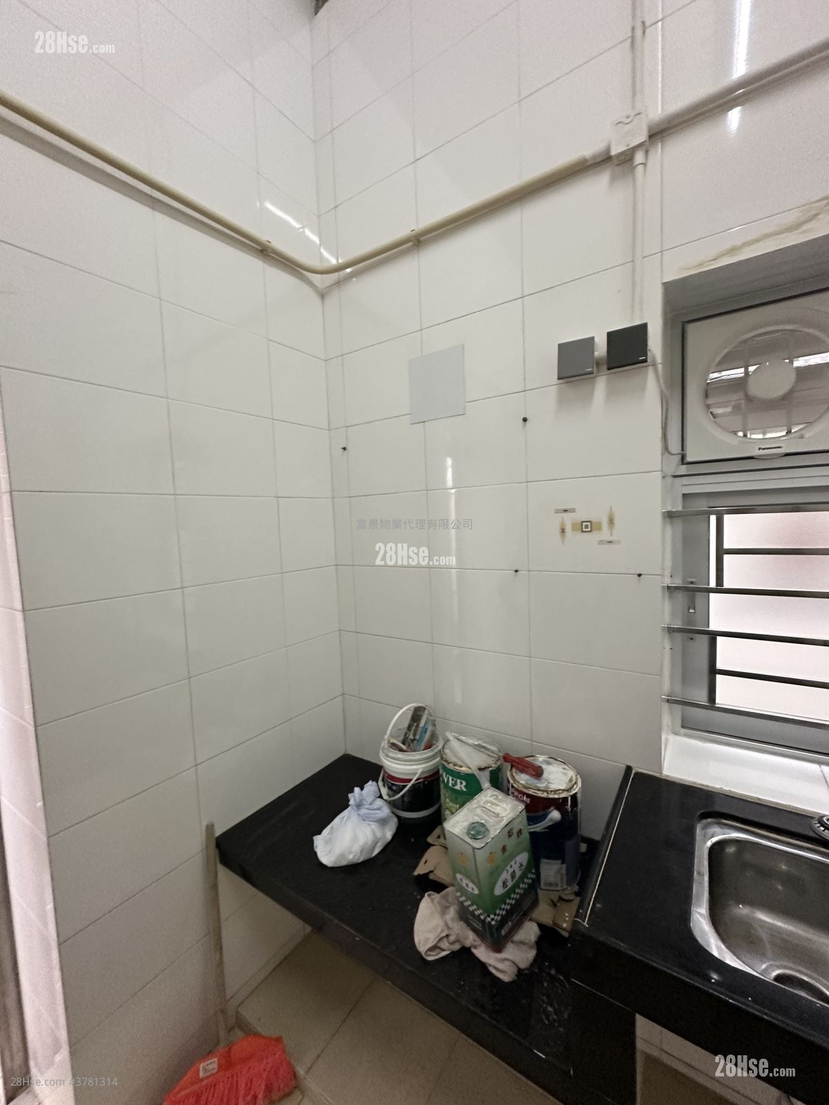 Tsing Chuen Wai Rental 1 Bedroom , 1 Bathroom 350 ft²