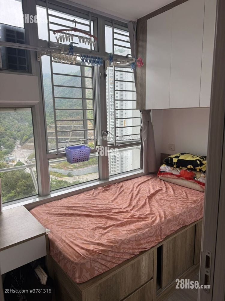 Choi Wo Court Sell 439 ft²