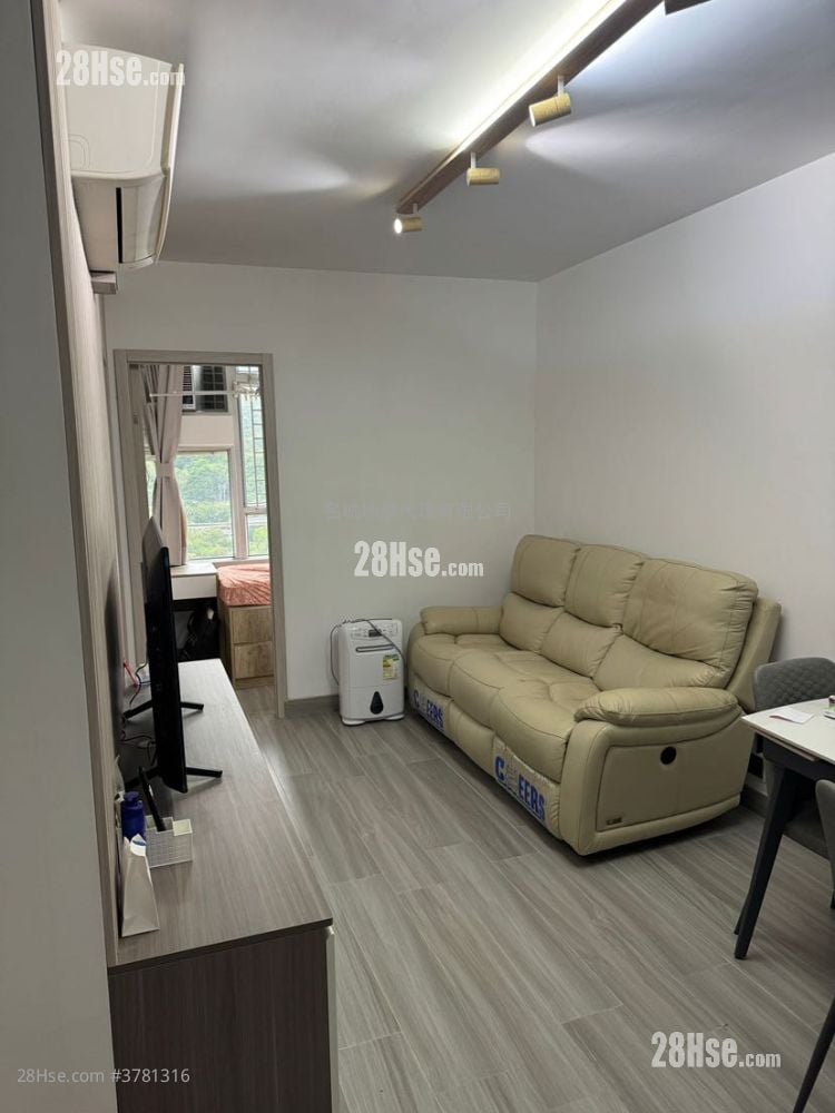 Choi Wo Court Sell 439 ft²