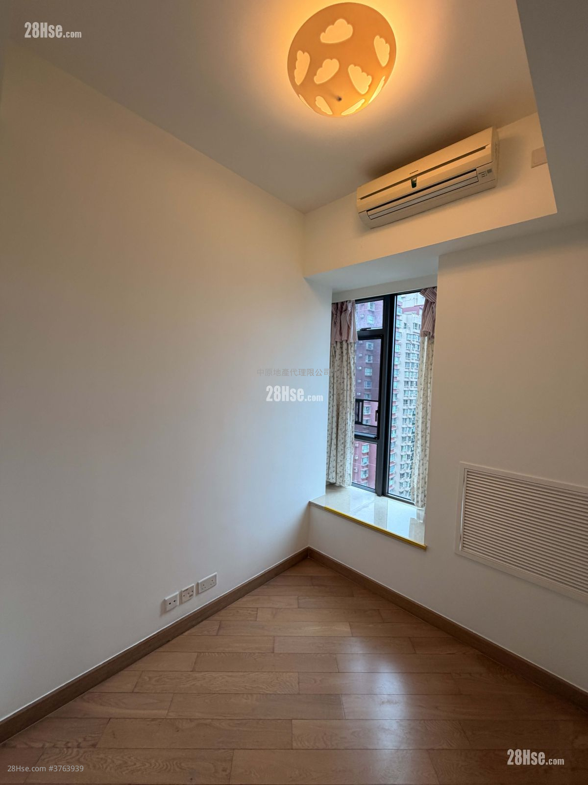 Yoho Midtown 售盘 3 房 , 2 浴室 880 平方尺