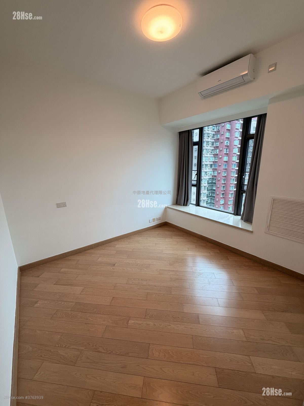 Yoho Midtown 售盘 3 房 , 2 浴室 880 平方尺