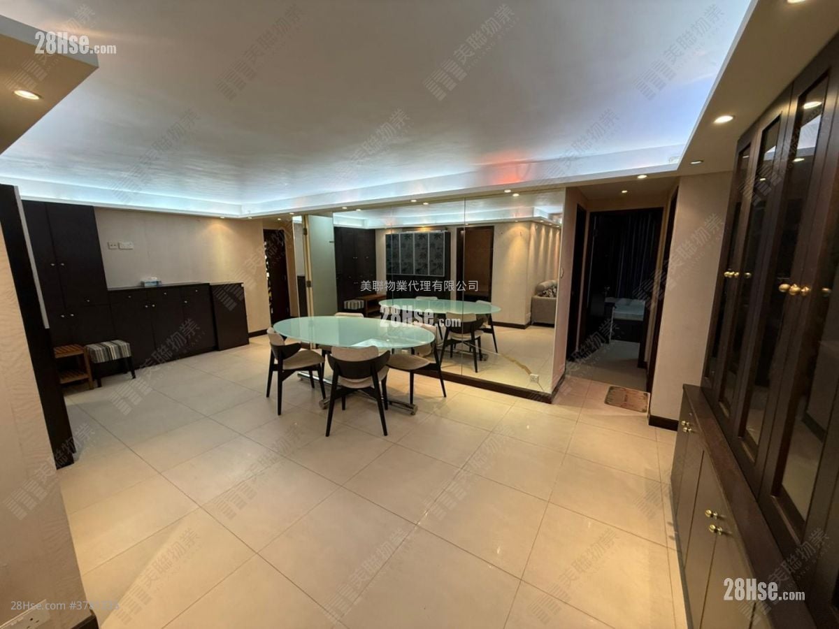 美孚新邨 售盘 4 房 , 2 浴室 1,327 平方尺