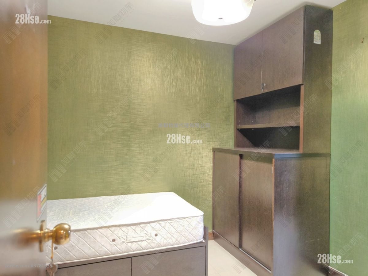 美孚新邨 售盘 4 房 , 2 浴室 1,327 平方尺