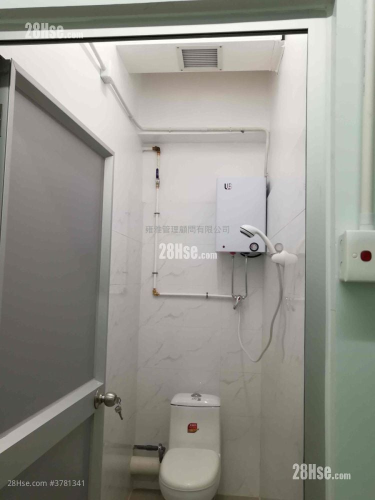 屯门工业中心 租盘 100 平方尺