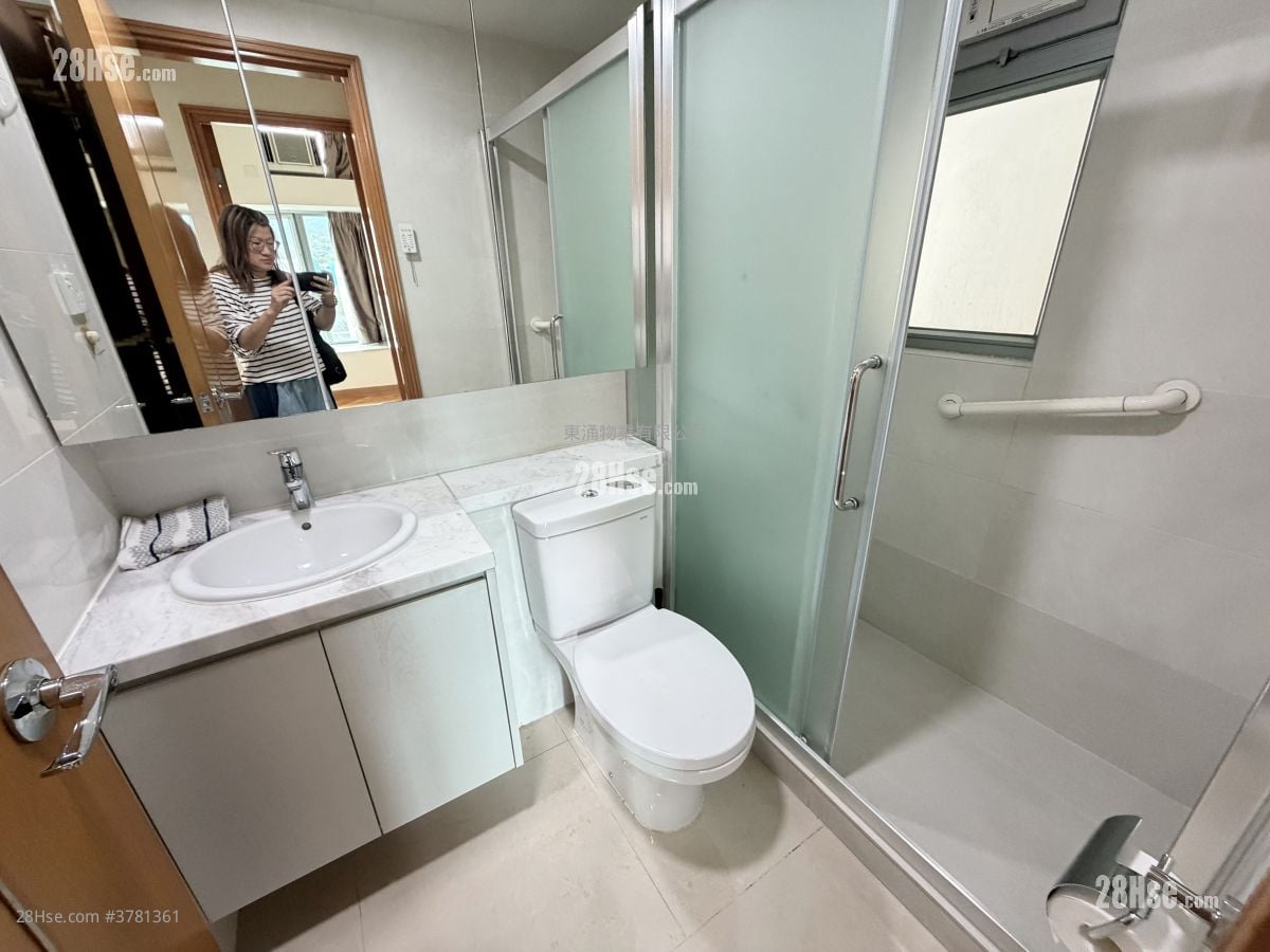 蓝天海岸 售盘 2 房 , 1 浴室 638 平方尺