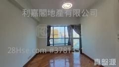 擎天半岛 售盘 3 房 1,126 平方尺