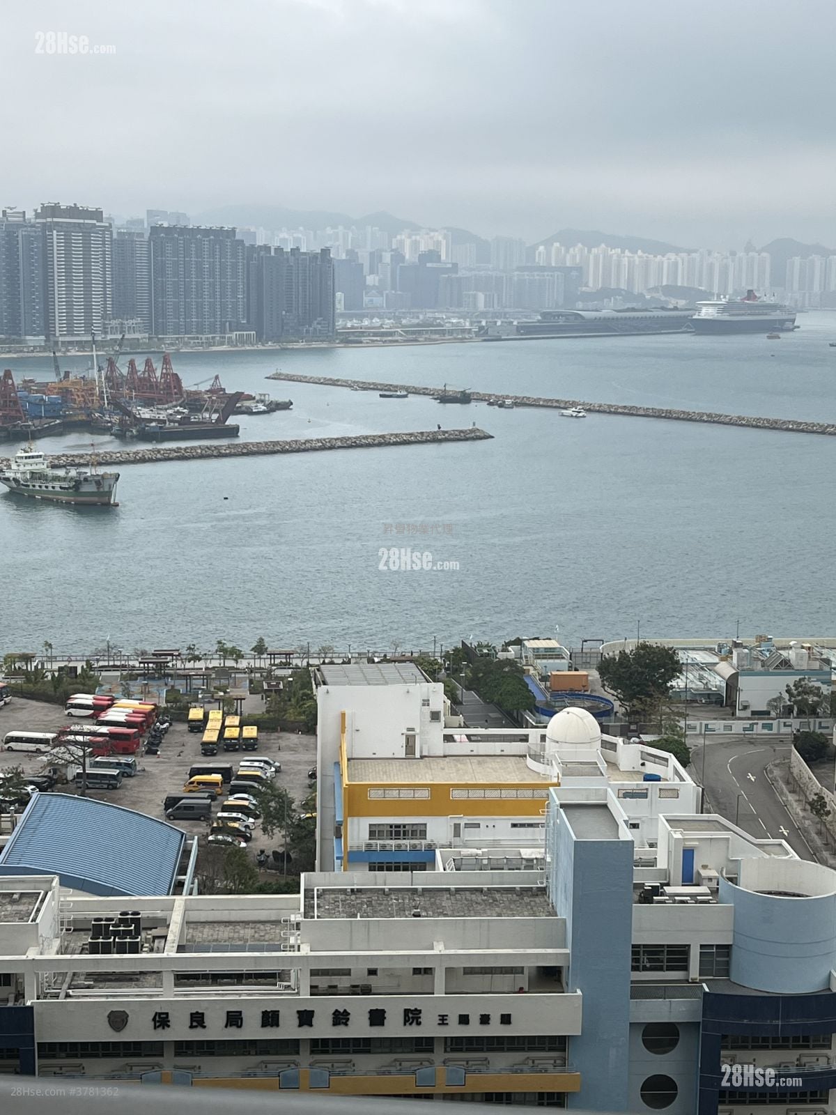 Upper East Rental Studio , 1 Bathroom 230 ft²