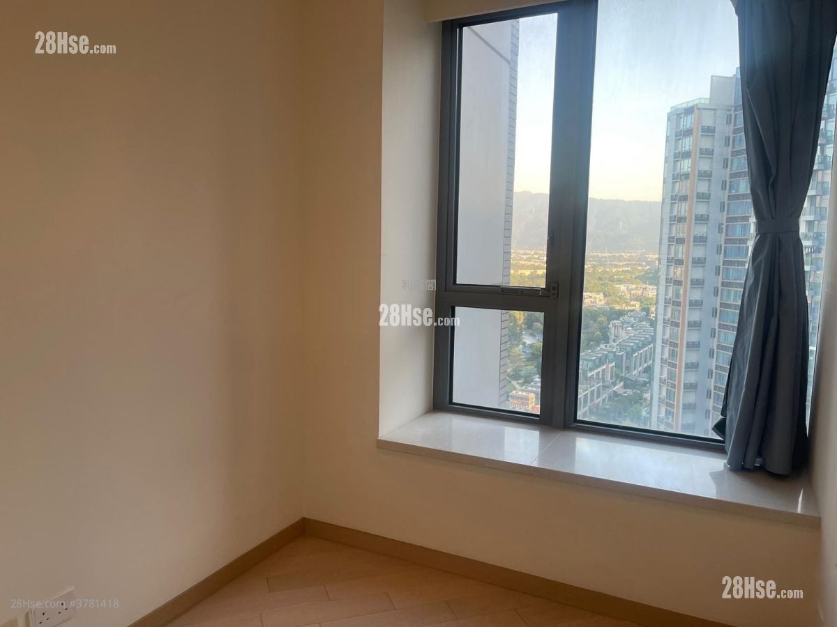 Riva Sell 4 Bedrooms , 3 Bathrooms 1,043 ft²