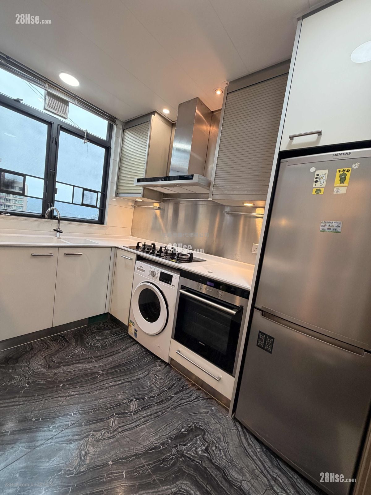 厨房: Yoho Midtown 售盘 3 房 , 2 浴室 880 平方尺