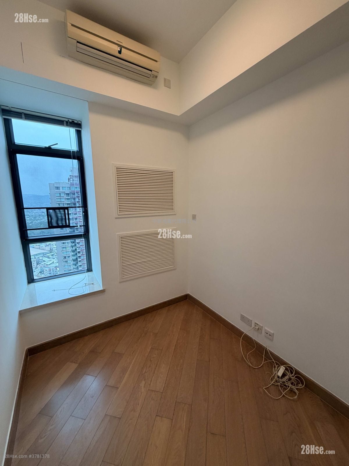 睡房 1: Yoho Midtown 售盘 3 房 , 2 浴室 880 平方尺