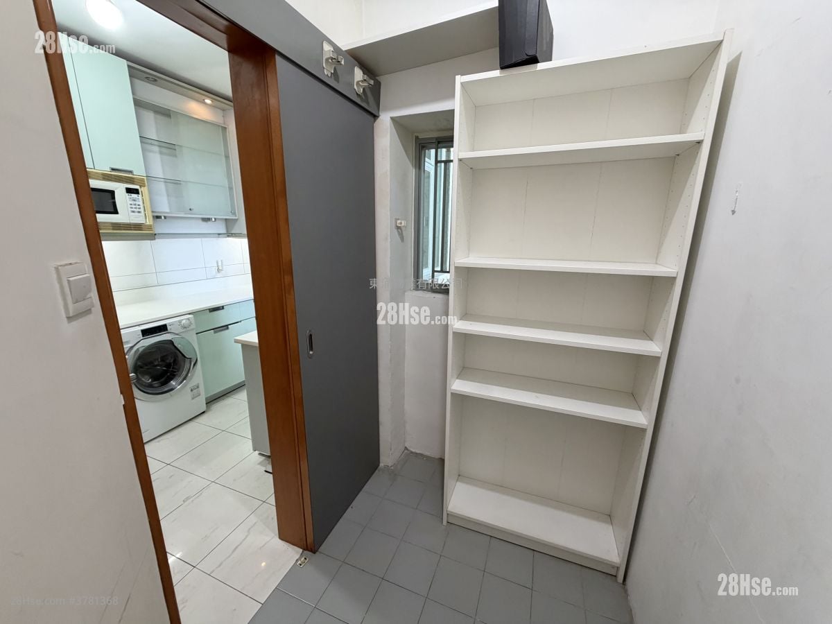 蓝天海岸 售盘 3 房 , 2 浴室 874 平方尺