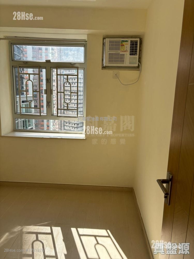 城市花园 售盘 3 房 , 1 浴室 568 平方尺