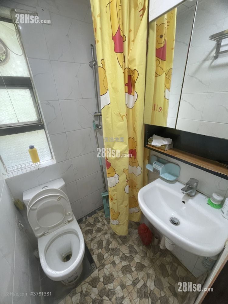 村屋 售盘 2 房 , 1 浴室 400 平方尺